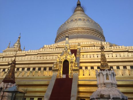 シュエズィーゴォン・パヤーの仏塔